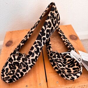 NWT Vionic Chill Larrun Leopard Print Loafer - Tan, Size 10